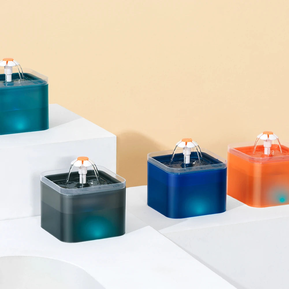 2L 5V USB Smart Dispenser for Cats Dogs Automatic Pet Fountain LED Lighting Filter Self-Cleaning Plastic Charged Power Source