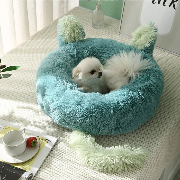 2022 Dropship Faux Fur Luxury Pet Beds High Quality Moisture-Proof Calming Funny Plush Sponge Washable Novelty Donut Dog Cat Bed
